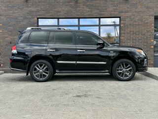 2008 Lexus LX 570 III, чёрный, 3200000 рублей, вид 5