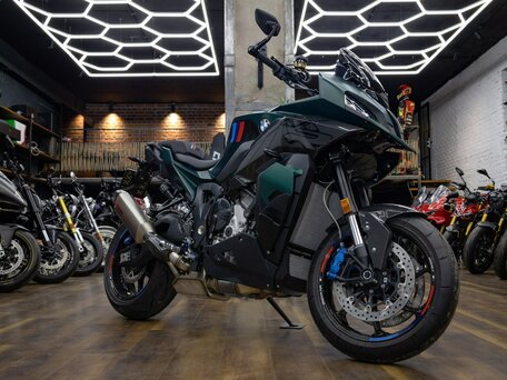 2026 BMW M 1000 XR, чёрный, 3590000 рублей, вид 4