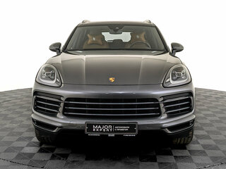 2019 Porsche Cayenne III, серый, 7000000 рублей, вид 2