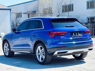 2022 Audi Q3 35 TFSI II (F3), синий, 2070000 рублей, вид 4