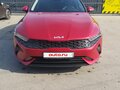 2022 Kia K5 III, красный, 2600000 рублей