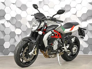 2014 MV Agusta Brutale 800, белый, 549000 рублей, вид 2