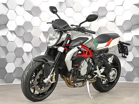 2014 MV Agusta Brutale 800, белый, 549000 рублей, вид 2