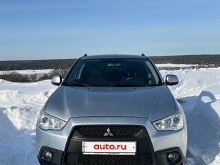 2010 Mitsubishi ASX I, серебристый, 996000 рублей, вид 2