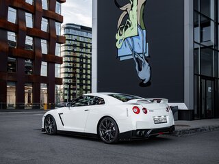 2012 Nissan GT-R I Рестайлинг 1, белый, 5500000 рублей, вид 4
