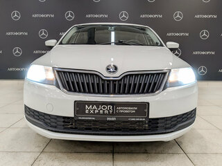 2019 Skoda Rapid I Рестайлинг, белый, 800000 рублей, вид 1