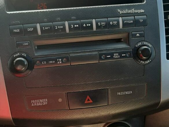 2008 Mitsubishi Outlander II, серый, 950000 рублей - вид 9