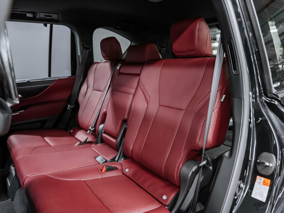 2026 Lexus LX 500d IV, чёрный - вид 22