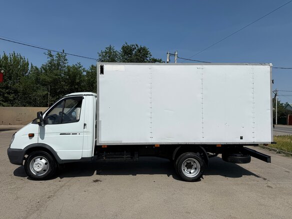 2014 ГАЗ ГАЗель (3302), белый, 1230000 рублей - вид 2