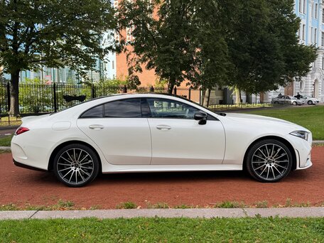 2020 Mercedes-Benz CLS 450 III (C257), белый, 6150000 рублей, вид 5