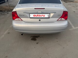 2000 Ford Focus I (North America), серебристый, 285000 рублей, вид 3