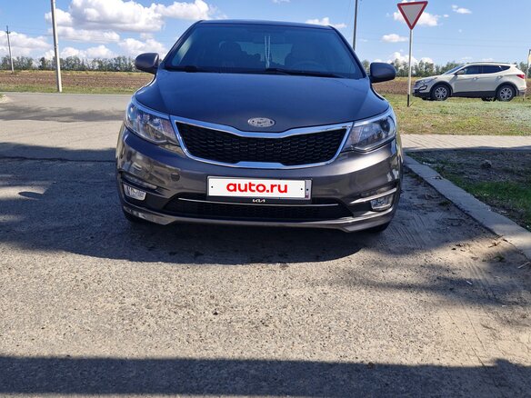 2013 Kia Rio 4-speed III, серый, 1000000 рублей