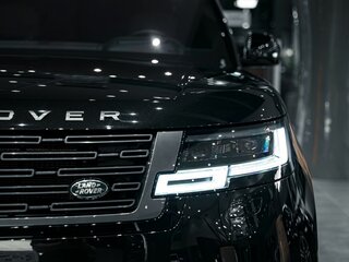 2022 Land Rover Range Rover P530 MHEV V, чёрный, 22440000 рублей, вид 4