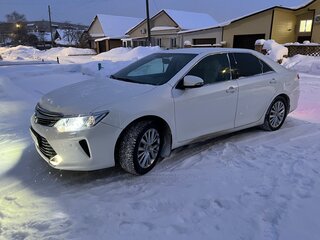 2015 Toyota Camry VII (XV50) Рестайлинг, белый, 1955000 рублей, вид 1