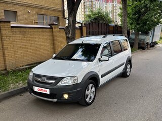 2018 Lada (ВАЗ) Largus Cross I, белый, 700000 рублей, вид 1