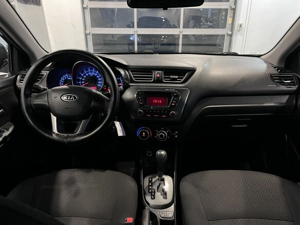 2012 Kia Rio 4-speed III, чёрный - вид 8
