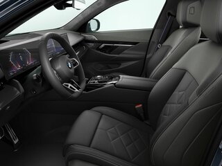 2026 BMW 5 серии 540d xDrive VIII (G60/G61/G68), чёрный, 15700000 рублей, вид 2
