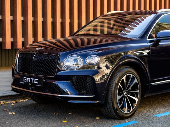 2025 Bentley Bentayga I Рестайлинг, синий, 42700000 рублей - вид 8