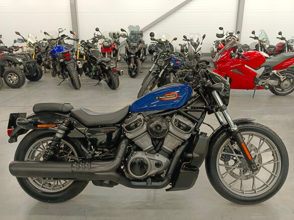 2023 Harley-Davidson Nightster, синий, 1010000 рублей - вид 1