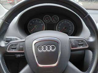 2012 Audi A3 II (8P) Рестайлинг 2, красный, 1100000 рублей, вид 5