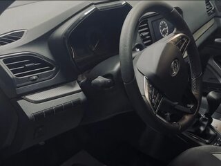 2023 Lada (ВАЗ) Vesta I Рестайлинг (NG), белый, 1650000 рублей, вид 3