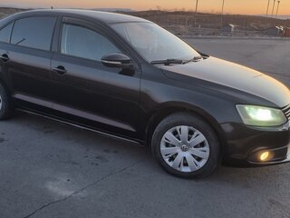 2013 Volkswagen Jetta VI, чёрный, 957000 рублей, вид 5