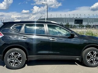 2017 Nissan X-Trail III, чёрный, 1720000 рублей, вид 3