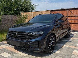 2025 Volkswagen Touareg III Рестайлинг, синий, 8700000 рублей, вид 1