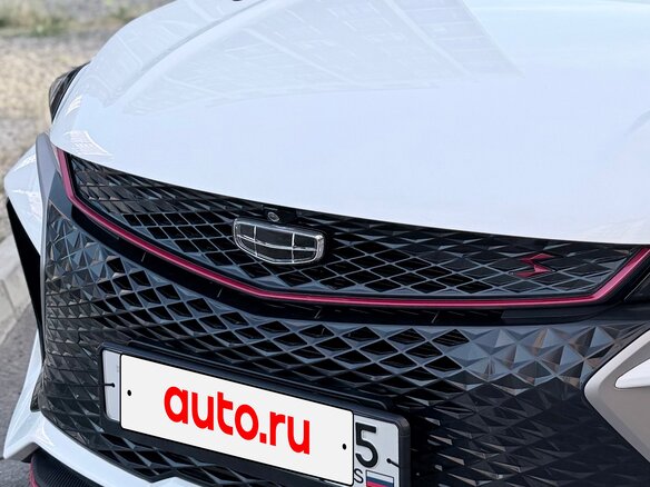 2024 Geely Binyue Cool, белый, 2000000 рублей - вид 4