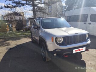 2021 Jeep Renegade I Рестайлинг, серый, 2100000 рублей, вид 4