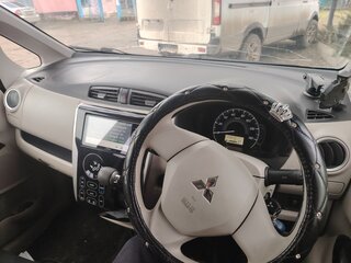 2017 Mitsubishi eK Wagon III Рестайлинг, серебристый, 599999 рублей, вид 5