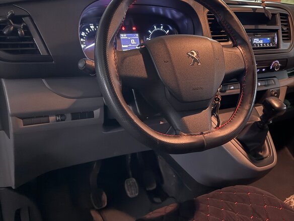 2021 Peugeot Expert, белый, 2400000 рублей - вид 7