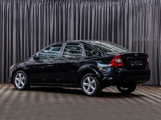2011 Ford Focus II Рестайлинг, чёрный, 775000 рублей, вид 4