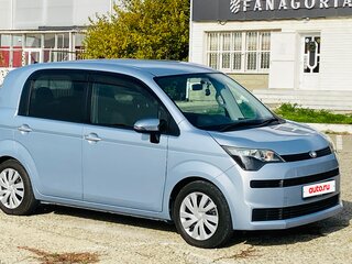 2013 Toyota Spade, серебристый, 965000 рублей, вид 2