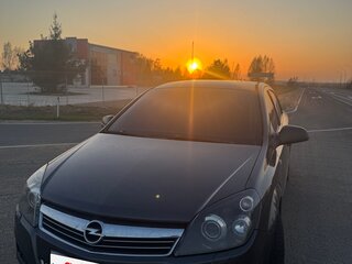 2011 Opel Astra H Рестайлинг, серый, 599999 рублей, вид 4