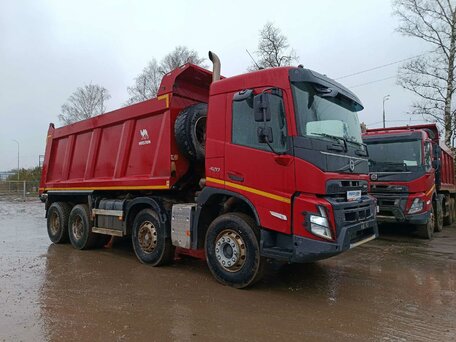 2022 Volvo FM, красный, 10530750 рублей, вид 2