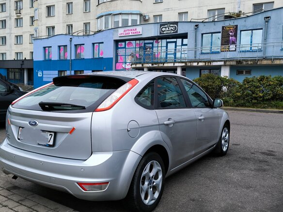 2011 Ford Focus II Рестайлинг, серебристый, 698900 рублей - вид 2