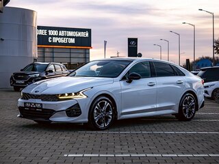 2020 Kia K5 III, белый, 2075000 рублей, вид 1