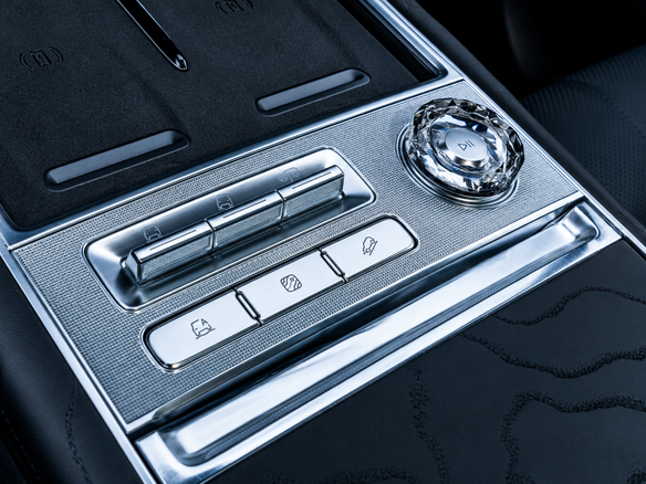 2025 Zeekr 9X 55 kWh (до 3.5 т), чёрный - вид 6