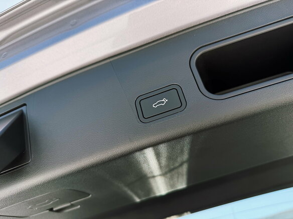 2026 Geely Cityray, серый, 3299990 рублей - вид 27