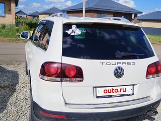 2008 Volkswagen Touareg I Рестайлинг, белый, 987000 рублей, вид 2