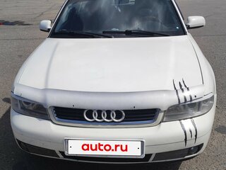 2000 Audi A4 I (B5) Рестайлинг, белый, 300000 рублей, вид 3