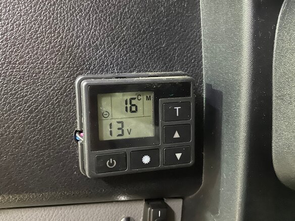 2007 Volkswagen Crafter, оранжевый, 2390000 рублей - вид 12