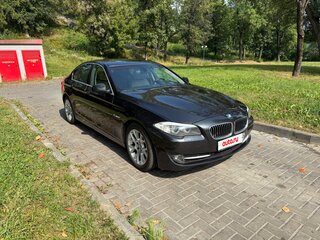 2010 BMW 5 серии 528i VI (F10/F11/F07), серый, 1600000 рублей, вид 4