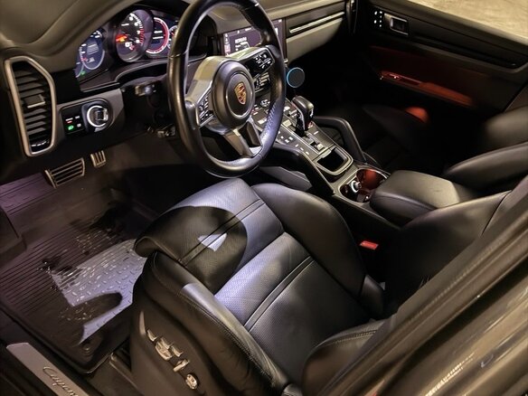 2020 Porsche Cayenne S III, серый, 6300000 рублей - вид 14
