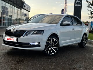 2019 Skoda Octavia III (A7) Рестайлинг, белый, 1999000 рублей, вид 5