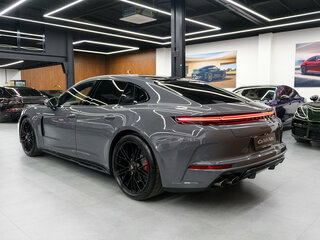 2026 Porsche Panamera GTS III, серый, 29890000 рублей, вид 4