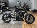 2020 Triumph Street Triple, чёрный, 999000 рублей - вид 1