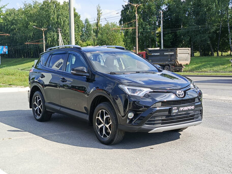 2016 Toyota RAV4 IV (XA40) Рестайлинг, чёрный, 1629000 рублей, вид 3