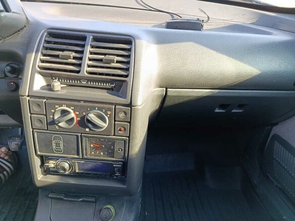 2006 Lada (ВАЗ) 2110, серебристый, 230000 рублей - вид 28